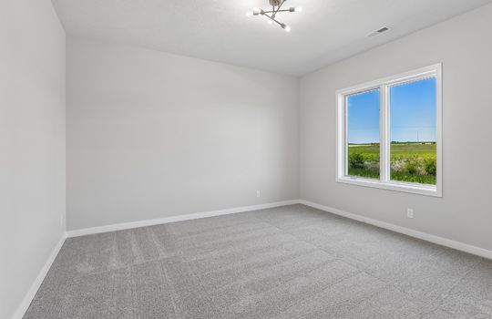 25-web-or-mls-9192 - 21416 Morning View Dr_022