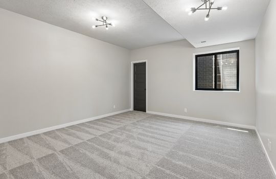 27-web-or-mls-9192 - 21416 Morning View Dr_024
