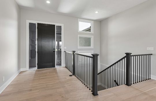 3-web-or-mls-9192 - 21416 Morning View Dr_003