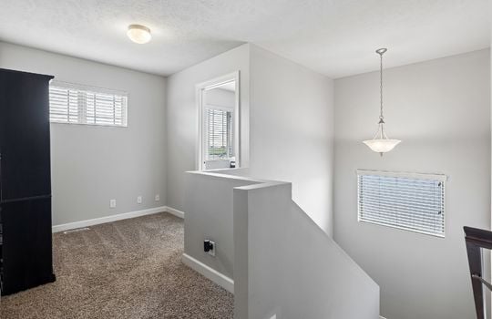 33-web-or-mls-9057 - 19868 K St_033