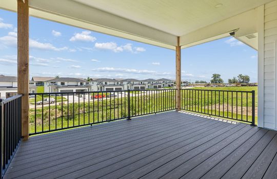 40-web-or-mls-6517 S 214th St_040