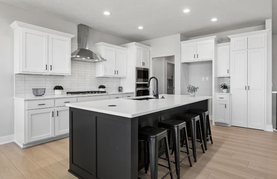 7-web-or-mls-6517 S 214th St_007