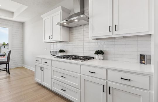 9-web-or-mls-6517 S 214th St_009