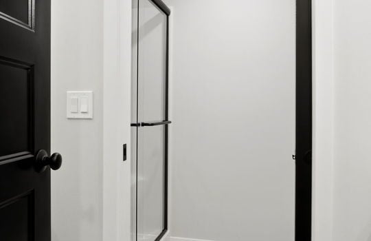 30-web-or-mls-570927