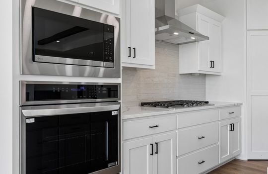 16-web-or-mls-9838 - 5701 N 195th St_016