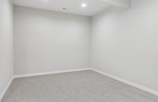 35-web-or-mls-9629 - 12359 Lake Vista Dr_044