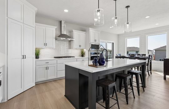 12-web-or-mls-11714 S 124th Ave_012