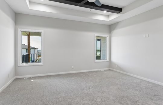 14-web-or-mls-11714 S 124th Ave_014