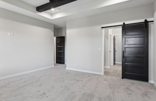 15-web-or-mls-11714 S 124th Ave_015
