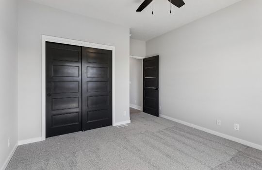 22-web-or-mls-11714 S 124th Ave_022