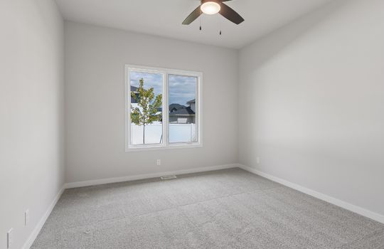 23-web-or-mls-12358 Lake Vista Dr_023
