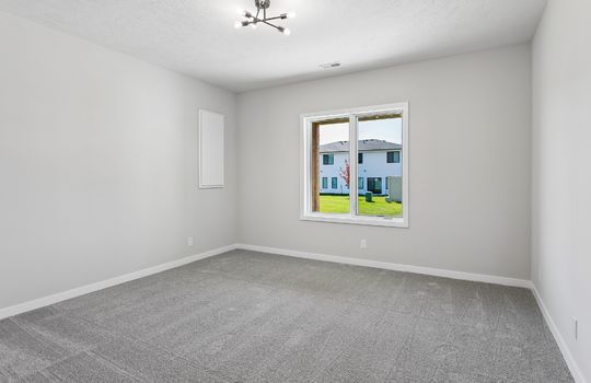 25-web-or-mls-11714 S 124th Ave_025