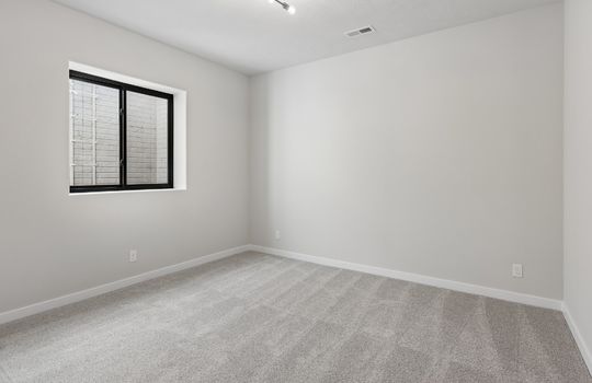 25-web-or-mls-12358 Lake Vista Dr_025