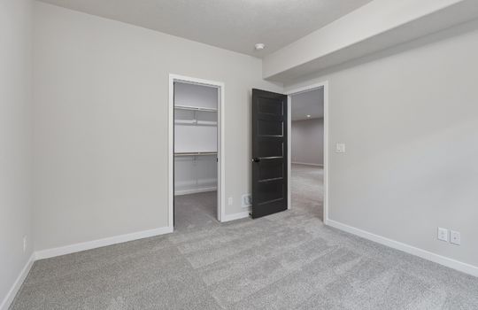 26-web-or-mls-12358 Lake Vista Dr_026