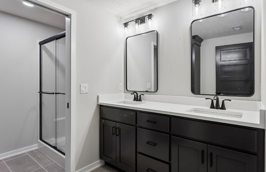 30-web-or-mls-11714 S 124th Ave_030