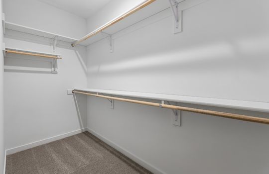 30-web-or-mls-12358 Lake Vista Dr_030