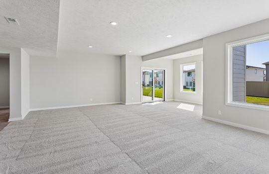 38-web-or-mls-11714 S 124th Ave_038