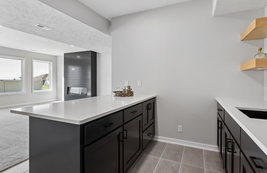 43-web-or-mls-11714 S 124th Ave_043