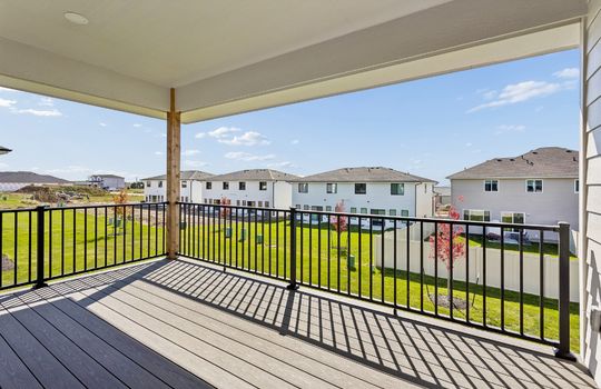 45-web-or-mls-11714 S 124th Ave_045