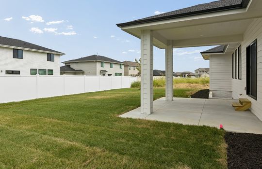 45-web-or-mls-12358 Lake Vista Dr_045