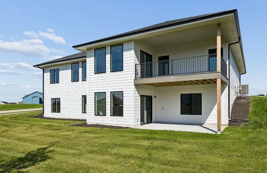 48-web-or-mls-11714 S 124th Ave_048