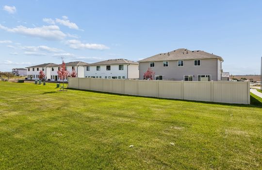 50-web-or-mls-11714 S 124th Ave_050