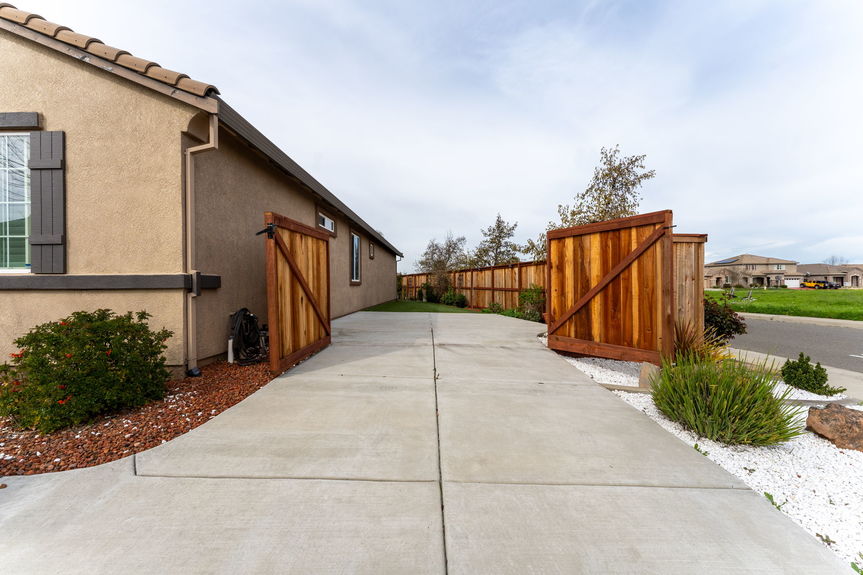 6-web-or-mls-untitled-9