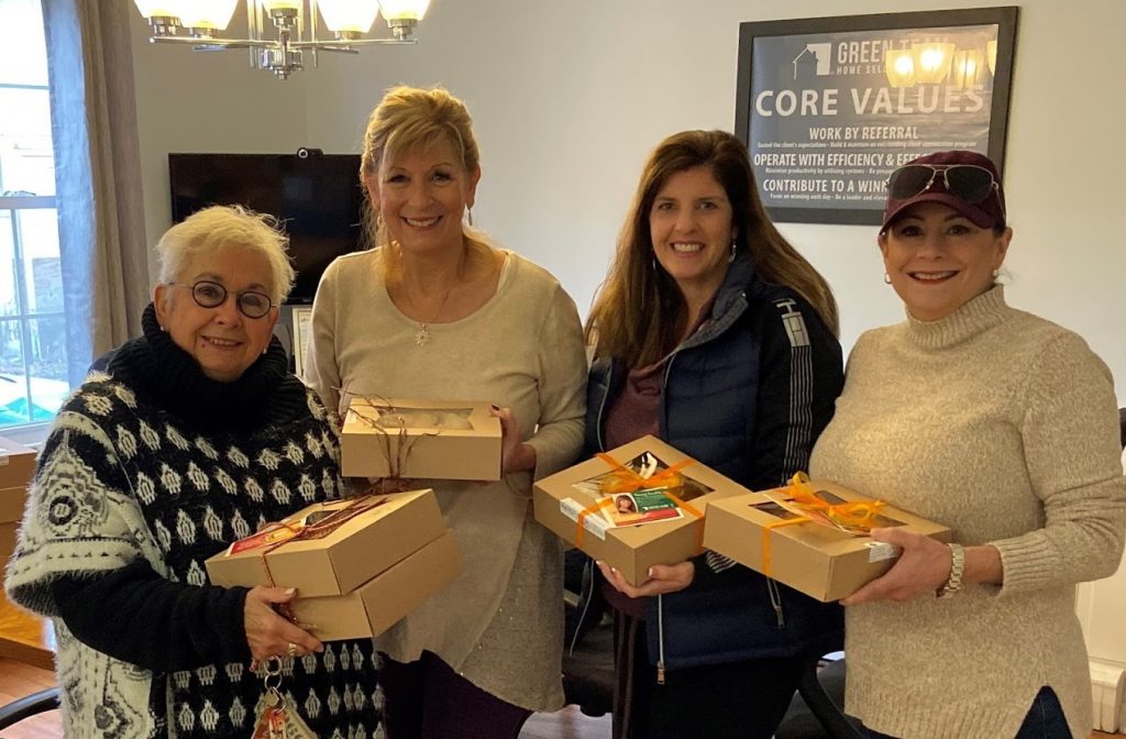 Warwick Sales Associates display thanksgiving pies