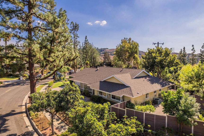 15924 Del Prado HH-107