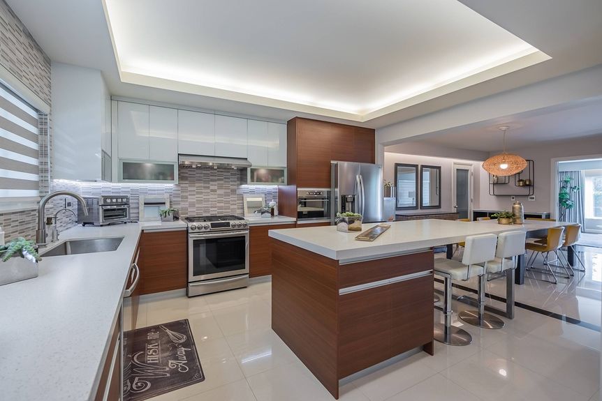 15924 Del Prado HH-411