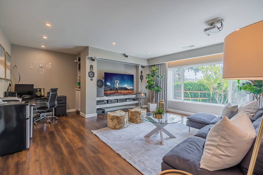 15924 Del Prado HH-422