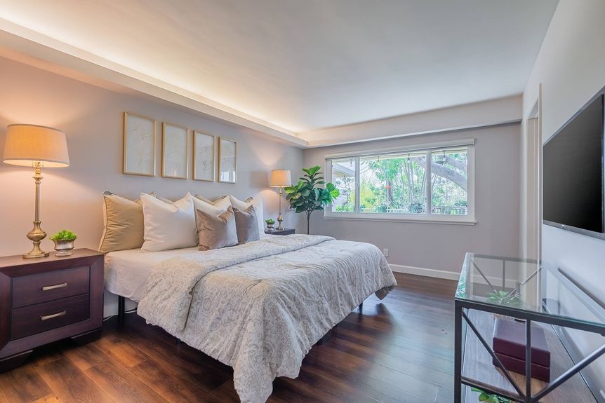 15924 Del Prado HH-426