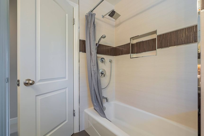 15924 Del Prado HH-436