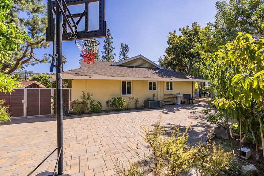 15924 Del Prado HH-448