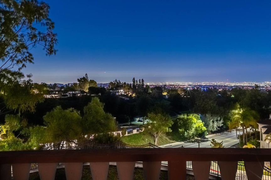 Aurora Crest Night-903