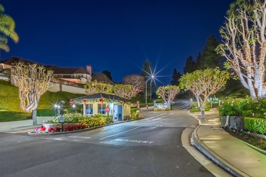 Aurora Crest Night-906