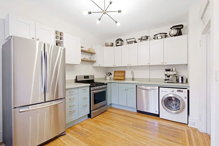 Kitchen area with washing machine