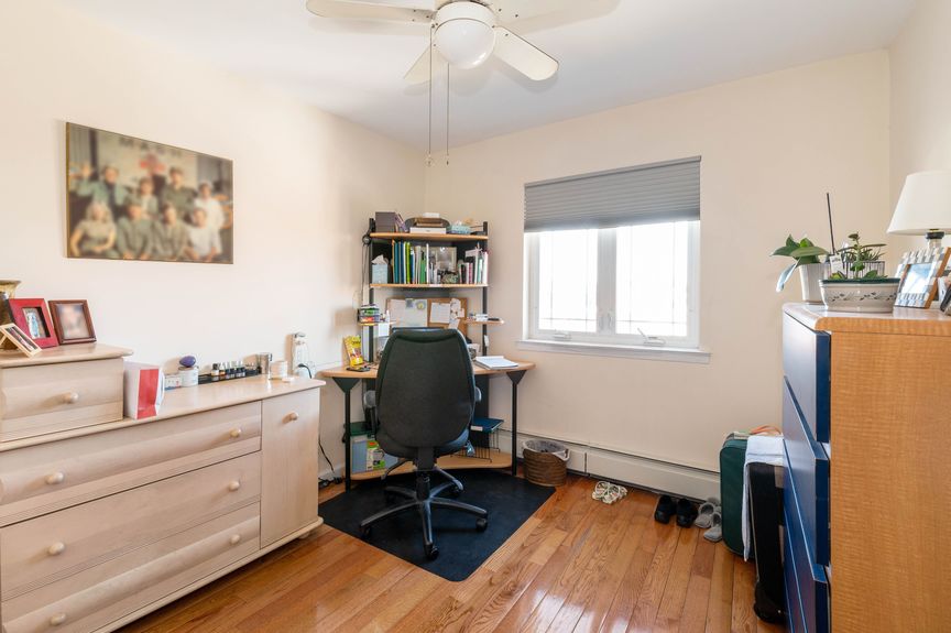 Bedroom with working space