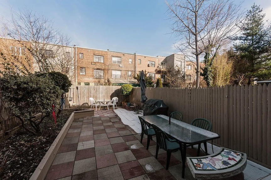 Backyard with table and chairs