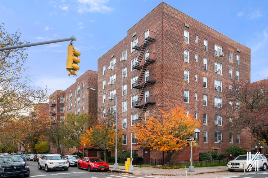 Exterior and street view of the Admoor