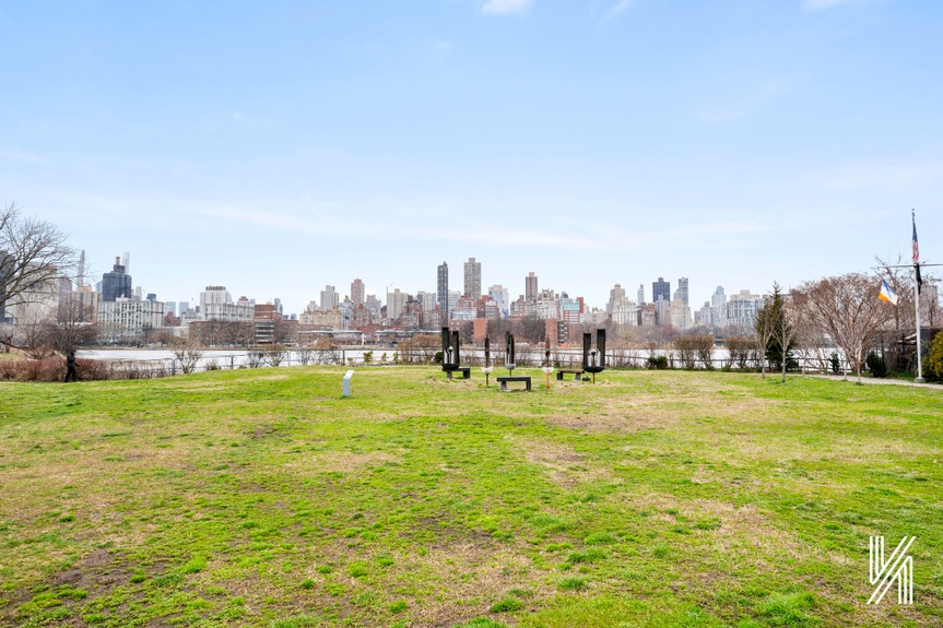 Socrates Sculpture Park