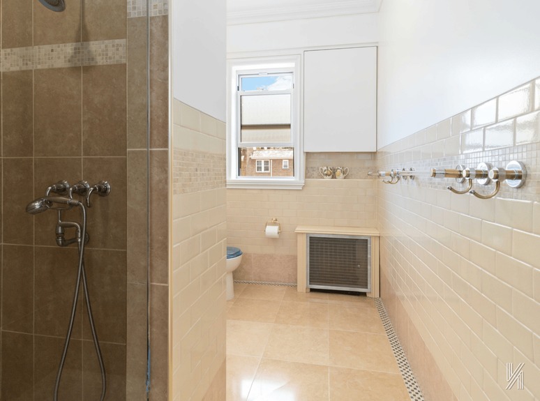 Bathroom photo of 34-29 72nd Street in Jackson Heights