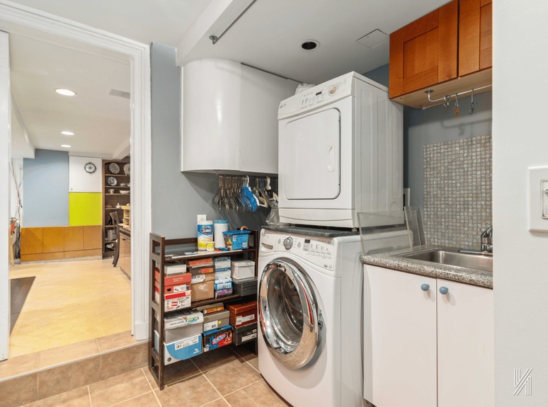 Washroom photo of 34-29 72nd Street in Jackson Heights