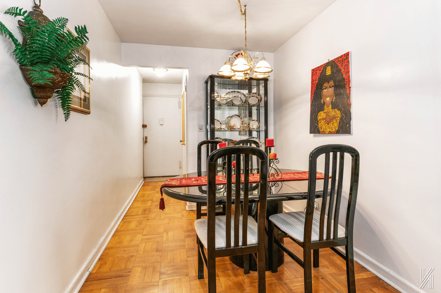 Dining room photo of 33-04 93rd St, 1S in Jackson Heights