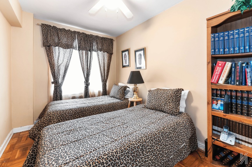 Bedroom photo of 33-04 93rd St, 1S in Jackson Heights