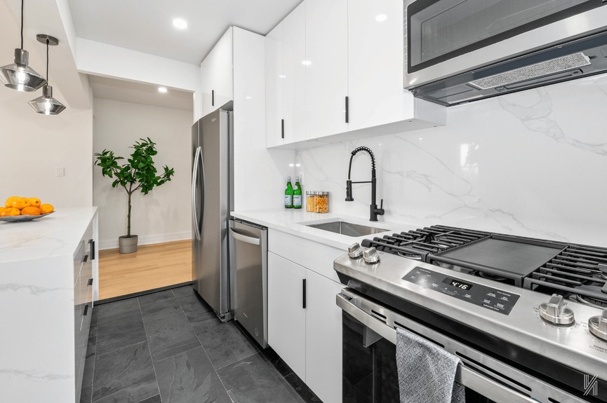 39-35 51st St, 6F (6)