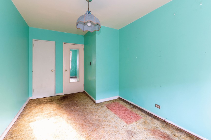 jackson-heights-queens-nyc-just-listed-two-bedrooms (10)