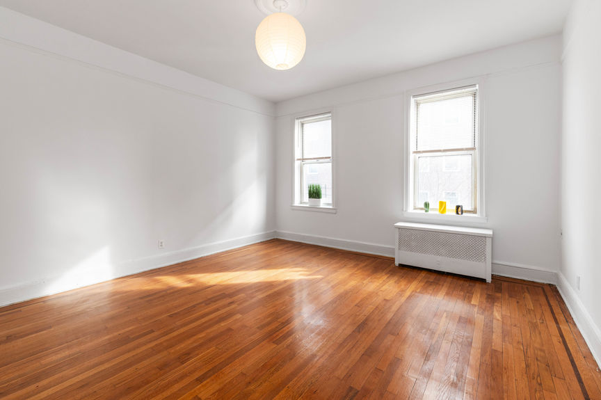 best-realtor-queens-nyc-one-bedroom-apartment (8)