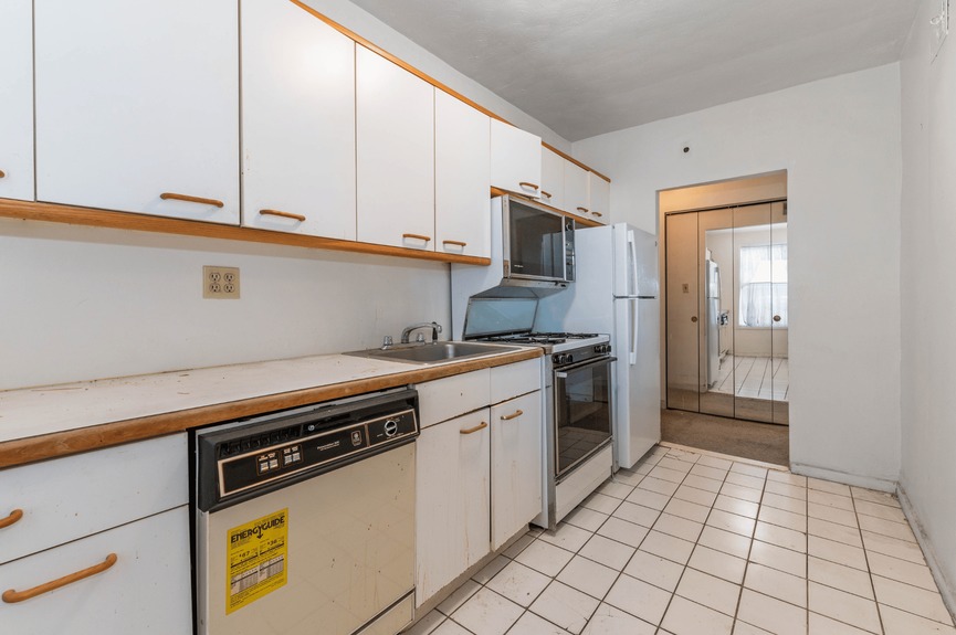 for-sale-one-bedroom-apartment-woodside-queens-ny (2)