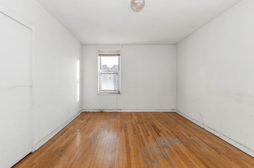 apartment-for-sale-southridge-section-one-jackson-heights-queens-ny-compass (10)